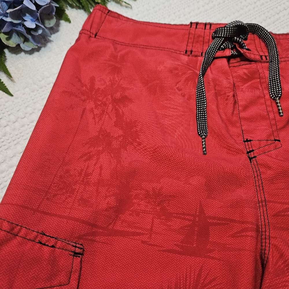 First Wave Swim Trunks Size 10/12 - Picture 5 of 9